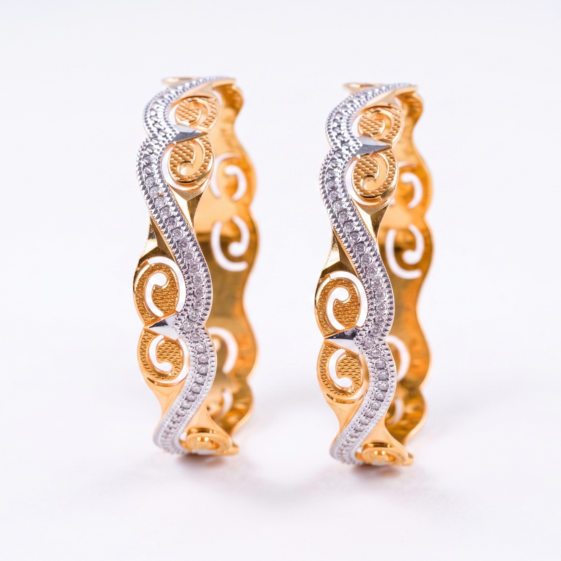 Rodium Cutting Bangle hover
