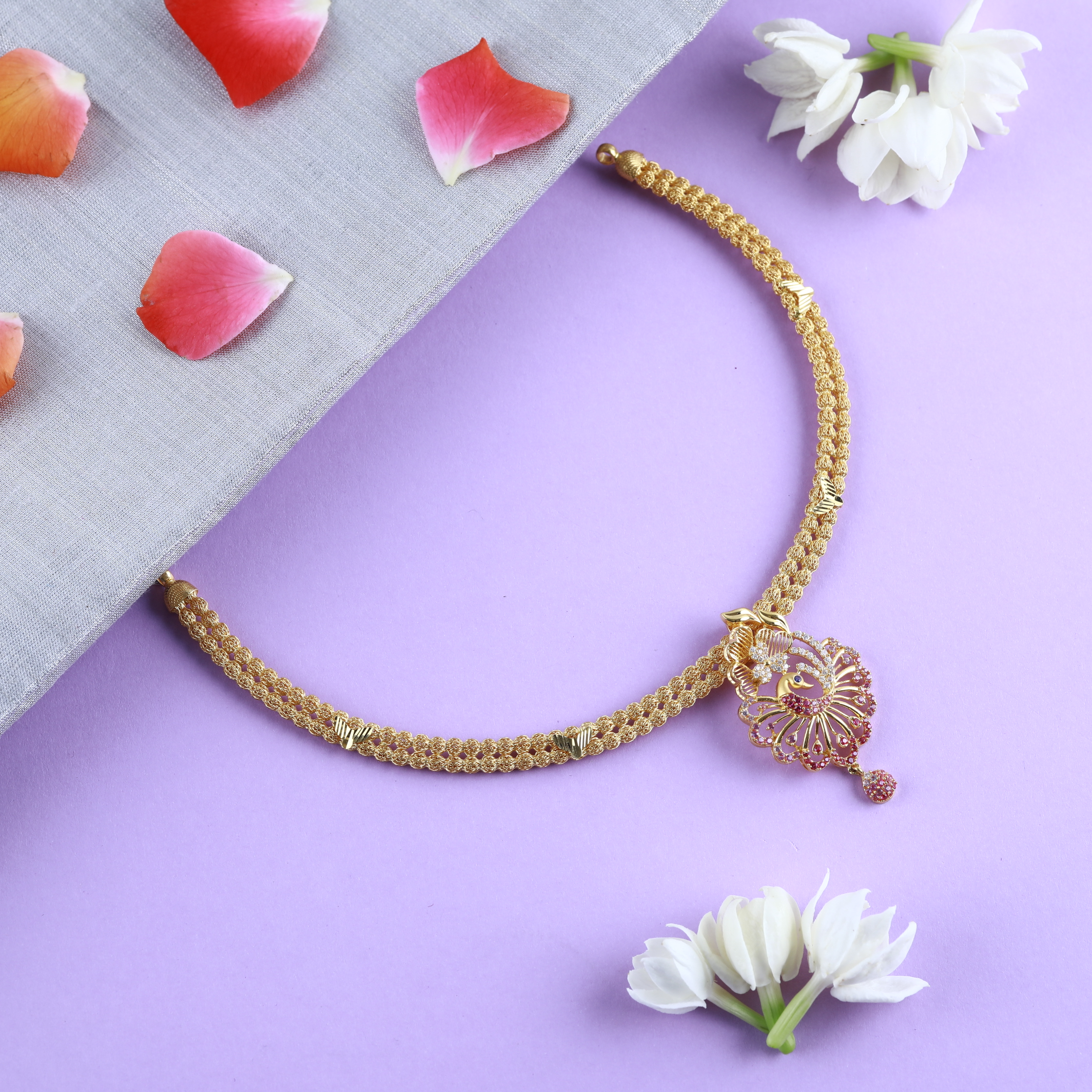 Shade Necklace
