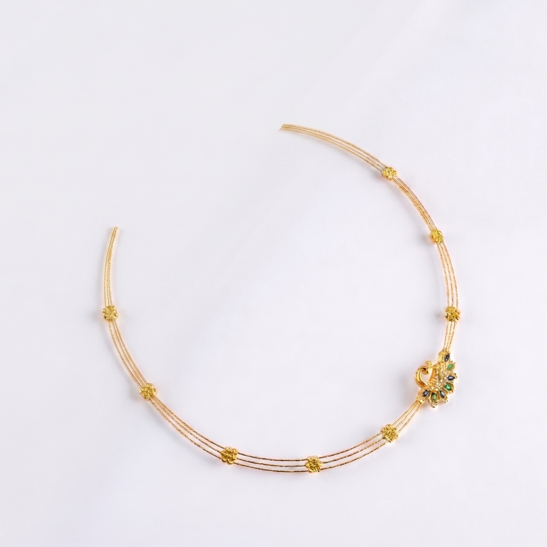 Invisible Necklace hover